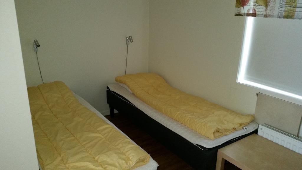 Apelvikstrand Semesterlaegenheter Varberg Ruang foto