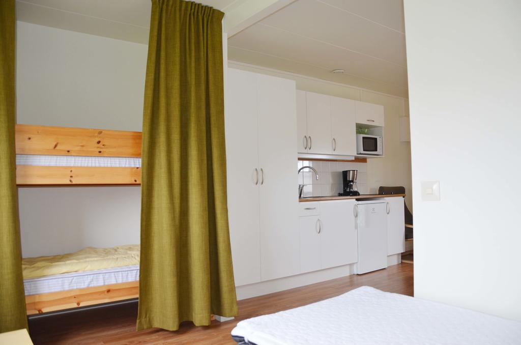 Apelvikstrand Semesterlaegenheter Varberg Ruang foto